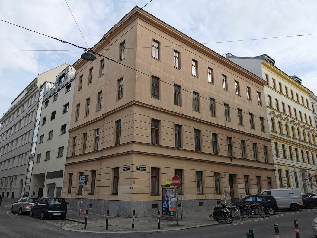 Prasch Referenz - Ramperstorffergasse 32, 1050 Wien